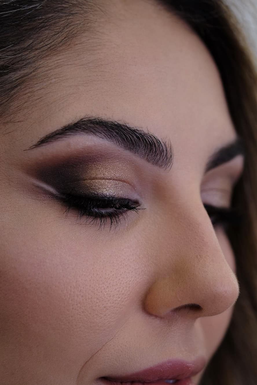 Dettaglio di un trucco da sera, Brilances Beauty Decimomannu